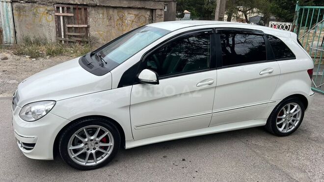 Mercedes B 170-19