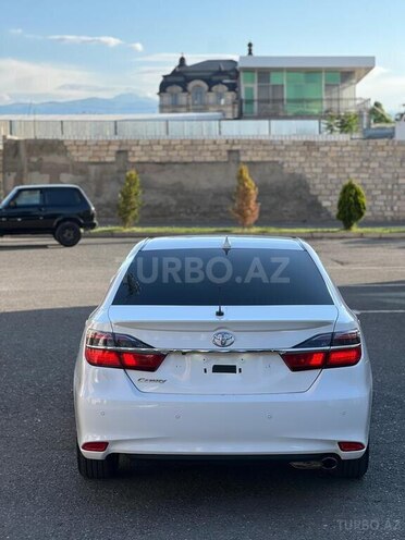 Toyota Camry-2