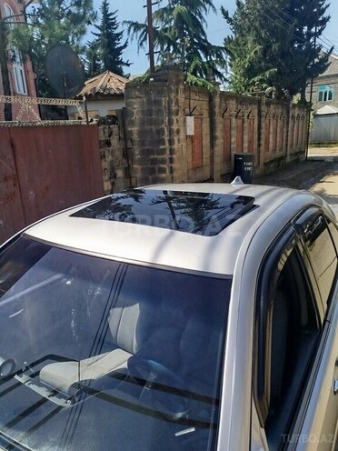Mercedes E 200-10