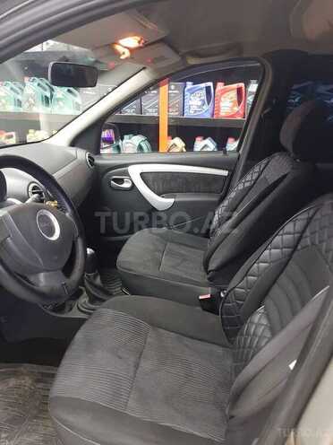 Dacia Logan-4