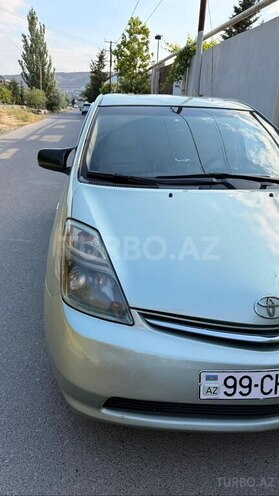 Toyota Prius-4