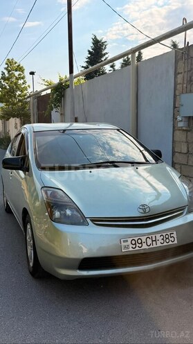 Toyota Prius-1