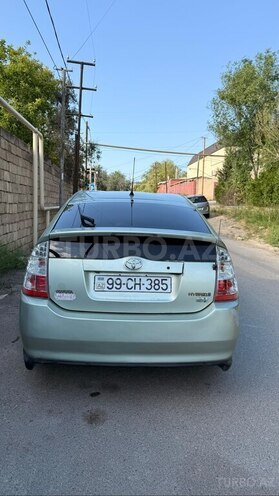 Toyota Prius-10