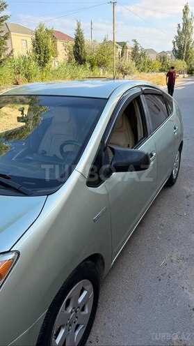 Toyota Prius-8