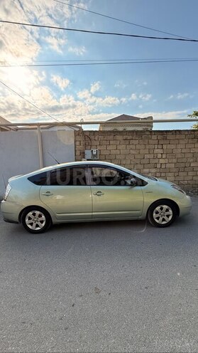 Toyota Prius-9