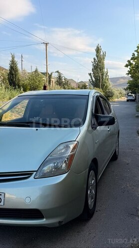 Toyota Prius-7