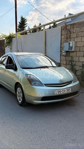 Toyota Prius-3