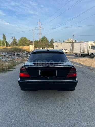 Mercedes C 230-6