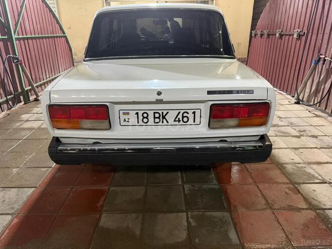 LADA (VAZ) 2107-2