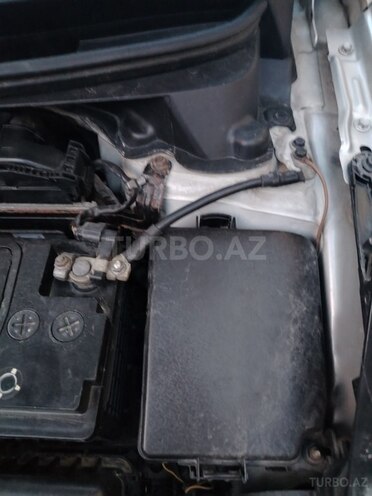Hyundai Elantra-7