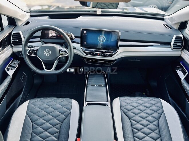 Volkswagen ID.6 Crozz-12