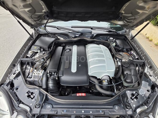 Mercedes E 220-18