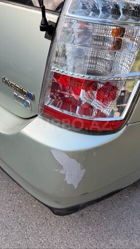 Toyota Prius-16