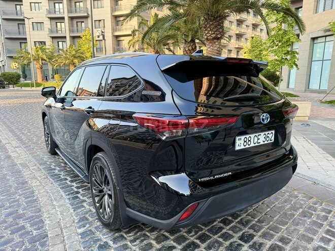 Toyota Highlander-5