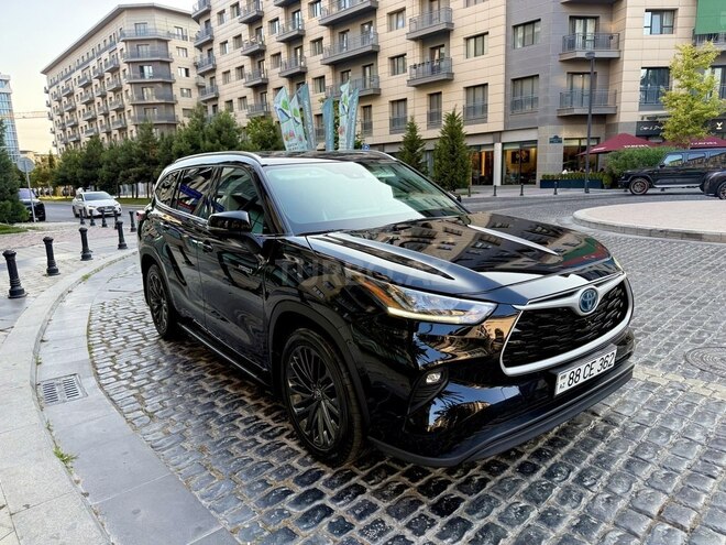 Toyota Highlander-4