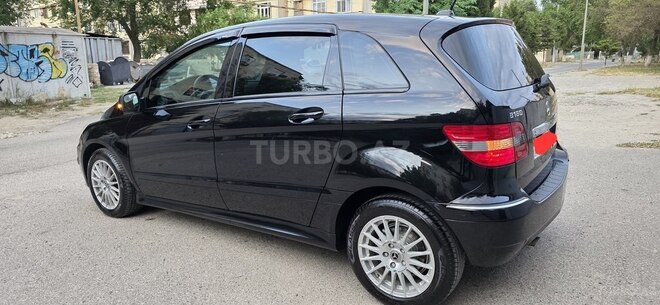 Mercedes B 180-20