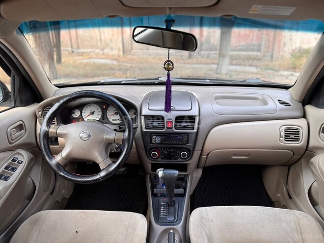 Nissan Sunny-21