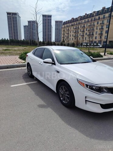 Kia Optima-2