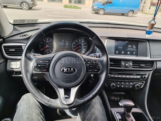 Kia Optima-3
