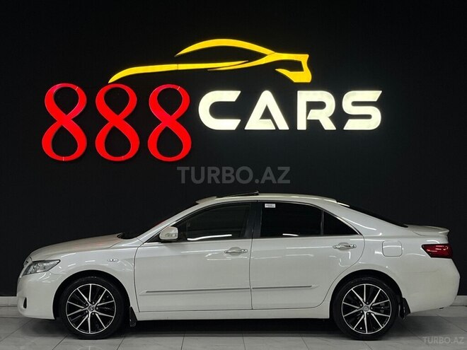 Toyota Camry-4