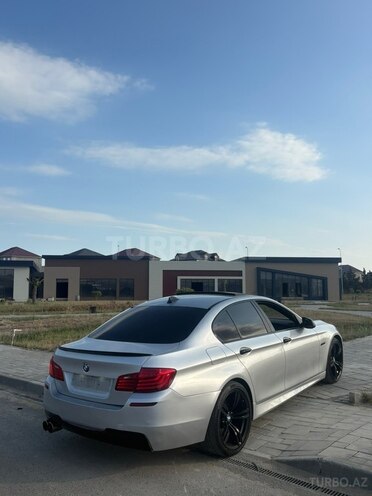 BMW 528-10