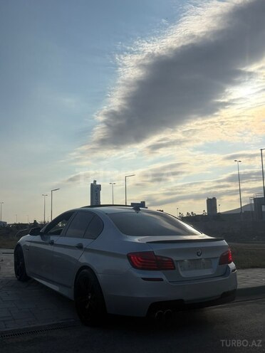 BMW 528-7