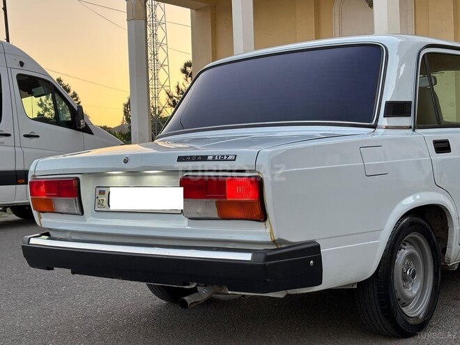LADA (VAZ) 2107-3