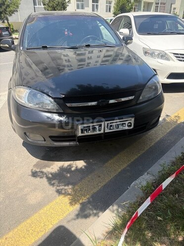 Chevrolet Lacetti-1