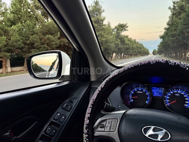 Hyundai ix35-9