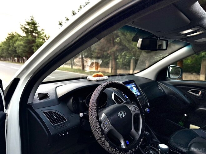 Hyundai ix35-6
