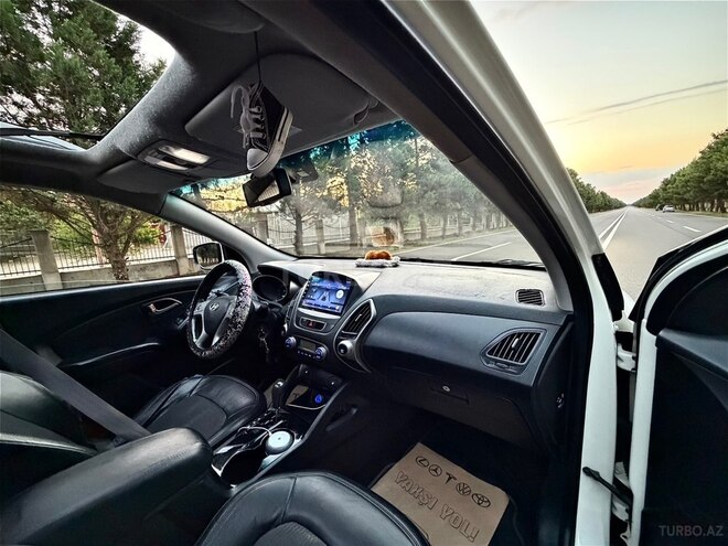 Hyundai ix35-5