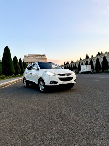 Hyundai ix35-16
