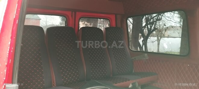 Ford Transit-2