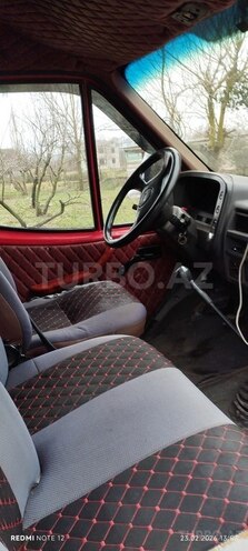 Ford Transit-4