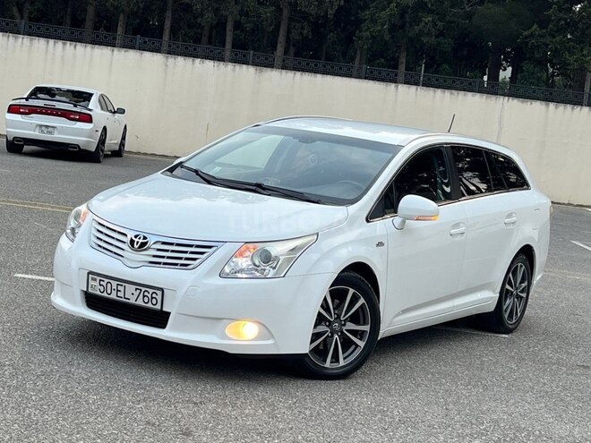 Toyota Avensis-4