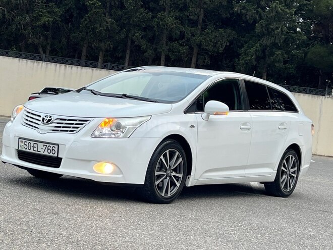 Toyota Avensis-3