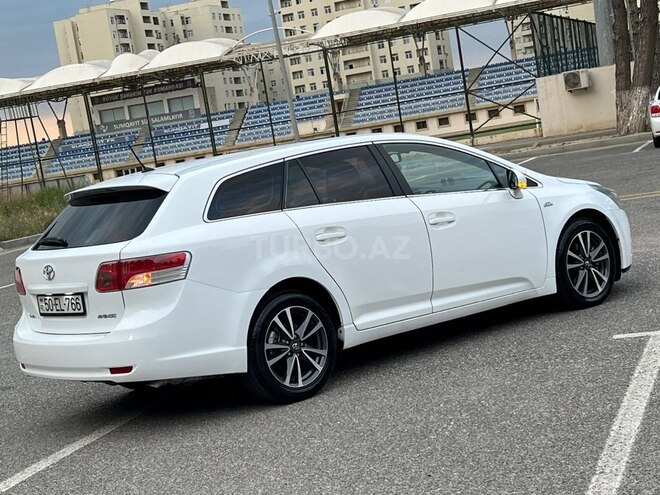 Toyota Avensis-15