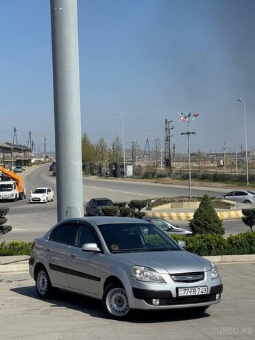 Kia Pride-2