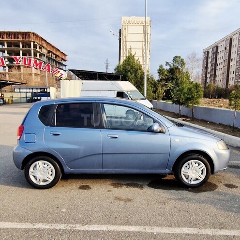 Chevrolet Aveo-5
