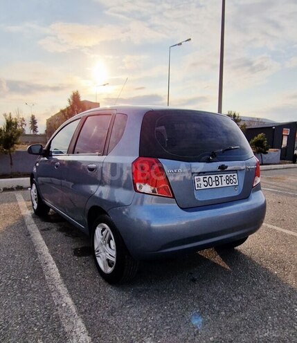 Chevrolet Aveo-3