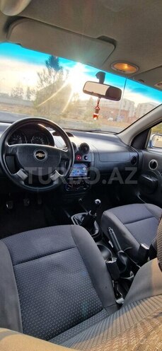 Chevrolet Aveo-7