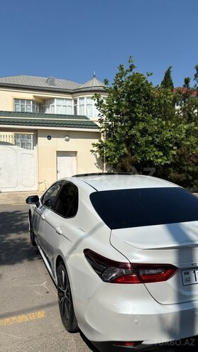 Toyota Camry-4