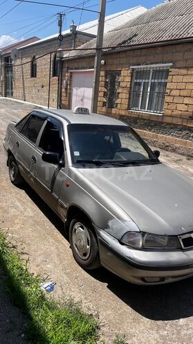Daewoo Nexia-4