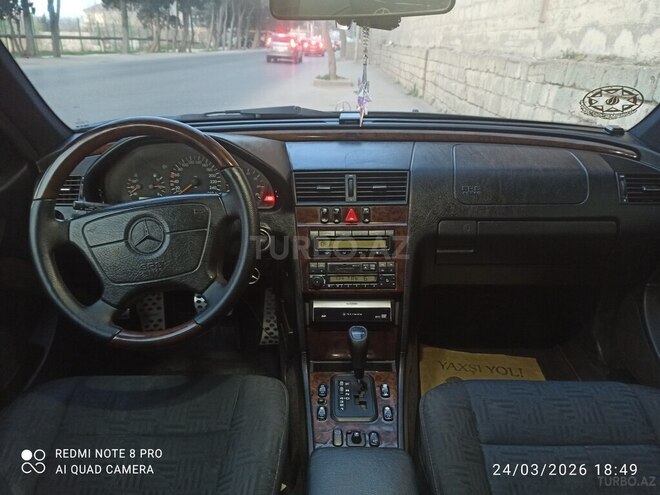 Mercedes C 240-10