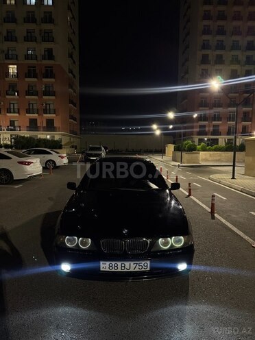BMW 528-8