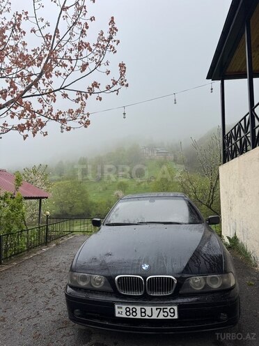 BMW 528-9