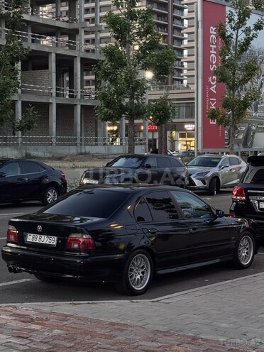 BMW 528-6