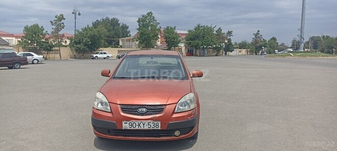 Kia Rio-1