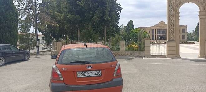 Kia Rio-4