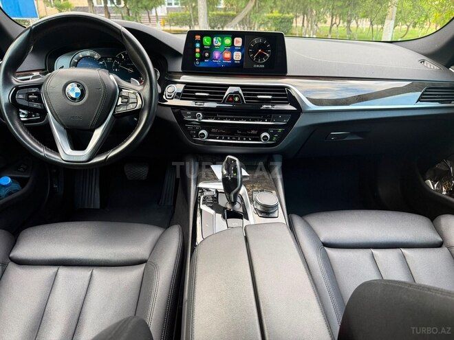 BMW 530-11